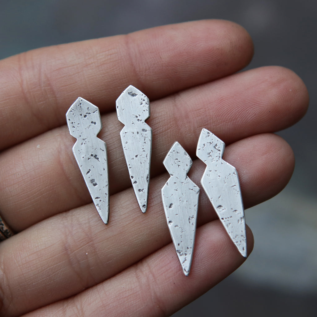 Relic Studs V2